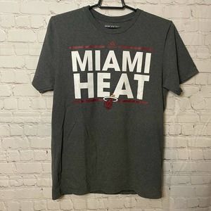 Adidas Miami Heat TShirt Mens M Gray Logo Go To Tee NBA